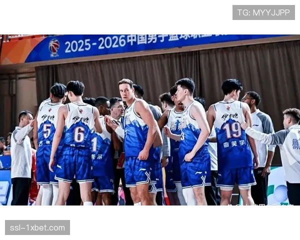 辽宁击败新疆角色球员爆发：鄢手骐三分效率与王岚嵚替补贡献分析